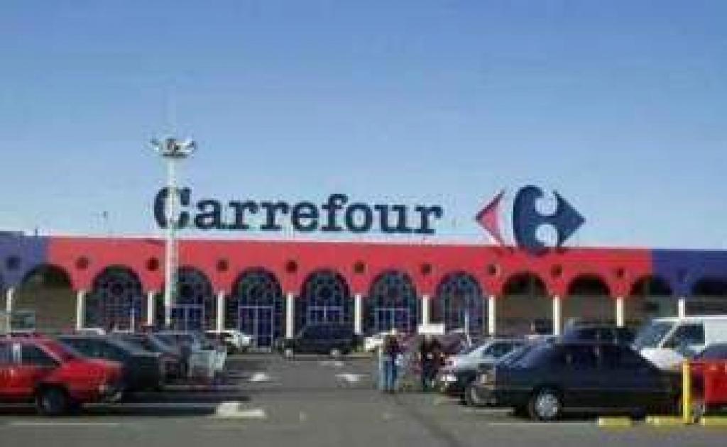 Carrefour rechazoacute las ofertas por su cadena argentina y aparece un mediador para armar un pool