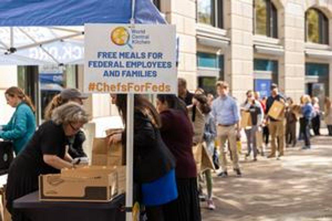 Estados Unidos- maacutes empleados federales recurren a la asistencia alimentaria 