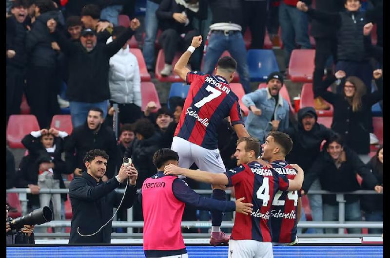 El Napoli cayoacute contra el Bologna y perdioacute el liderazgo en la Serie A