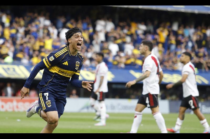 El gol del ldquoChanguitordquo Zeballos para poner en ventaja a Boca en el Superclaacutesico