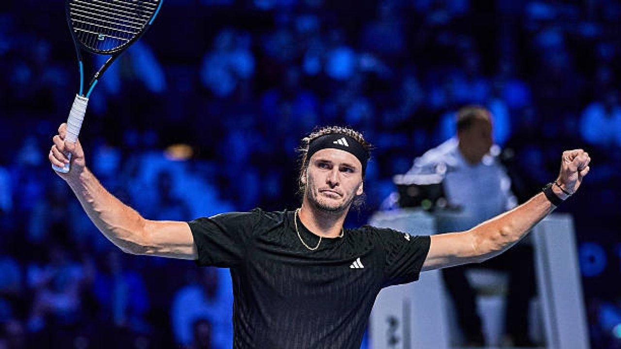 Zverev se impuso sobre Shelton y comenzoacute con el pie derecho en el ATP Finals