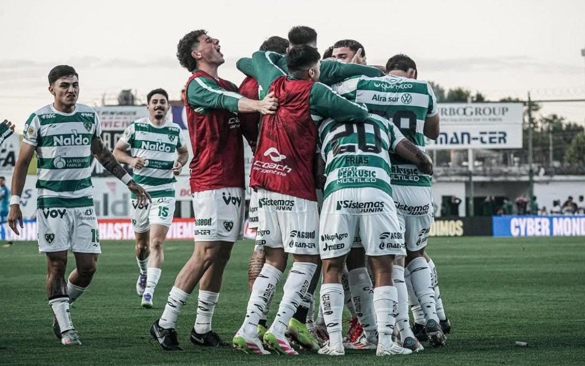Sarmiento vencioacute a Instituto en Juniacuten y sigue en la pelea por los playoffs del Torneo Clausura