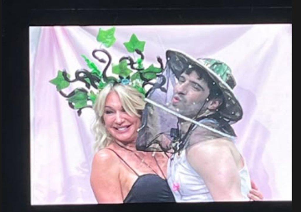 Explosioacuten en el Movistar Arena- Yanina Latorre aparecioacute en el show de Martiacuten Cirio