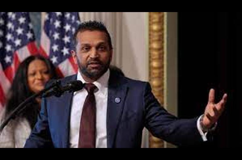 El director del FBI visitoacute China para hablar sobre el fentanilo