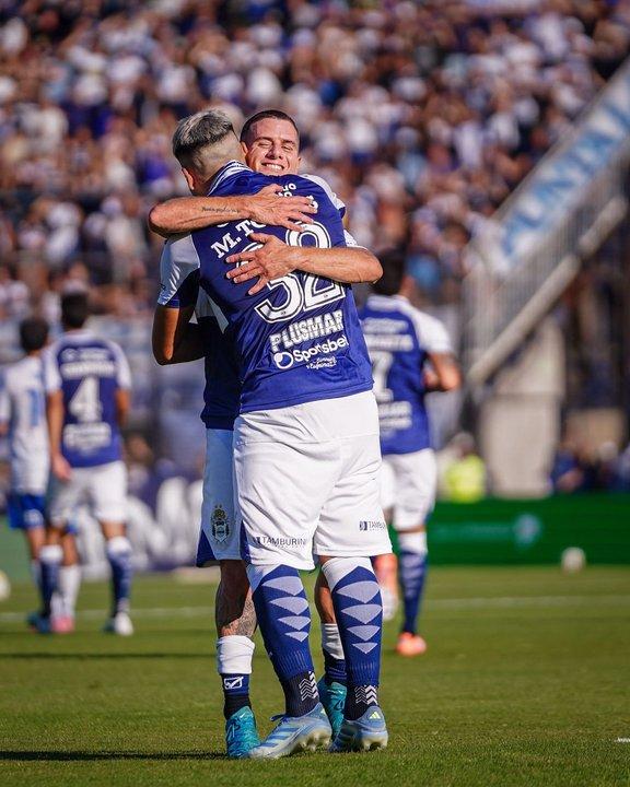 Gimnasia derrotoacute a Veacutelez y se ilusiona con los playoffs en el Torneo Clausura