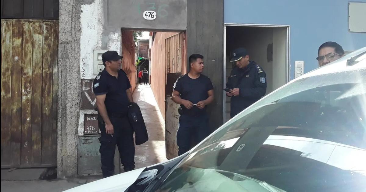 Encontraron a una mujer sin vida en barrio Gorriti- investigan un presunto femicidio