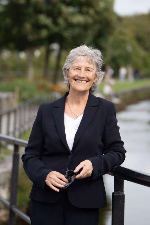 Catherine Connolly juroacute como deacutecima presidenta de Irlanda