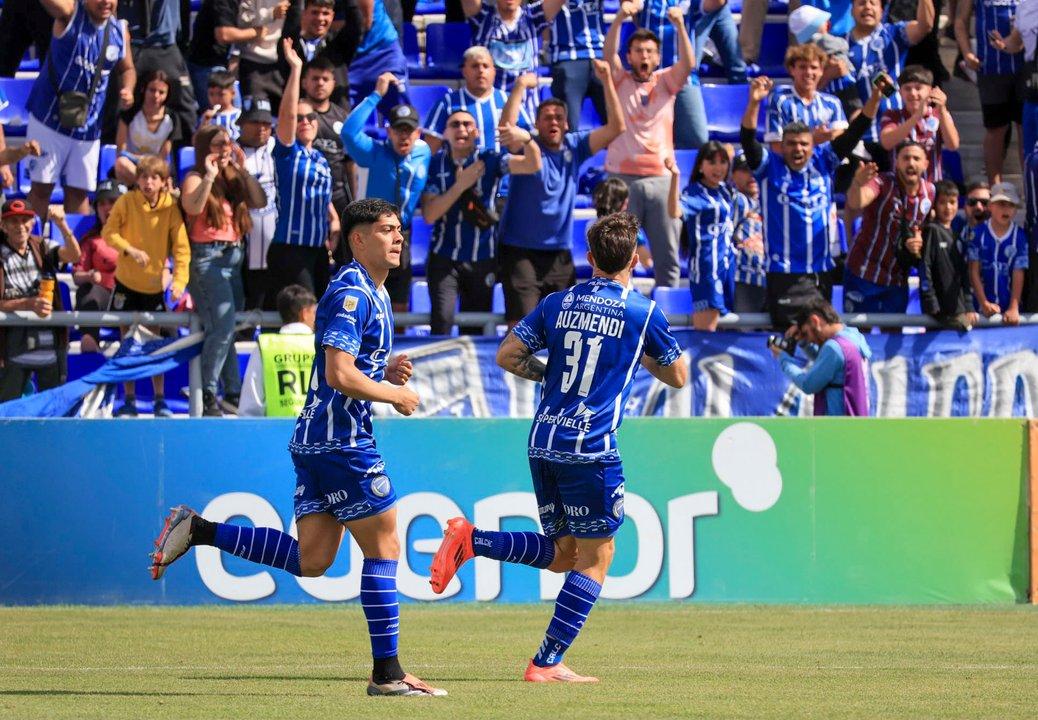 La pelea por no descender- a queacute hora juegan San Martiacuten de San Juan Aldosivi y Godoy Cruz