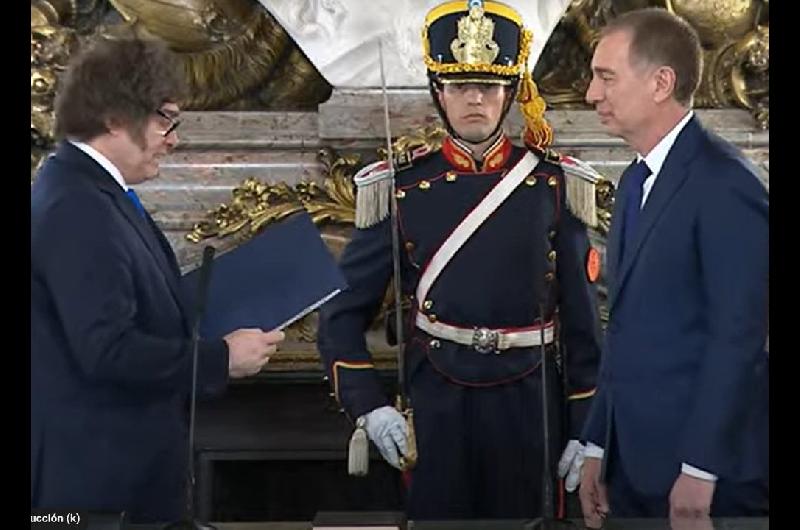 Santilli juroacute su cargo como ministro del Interior