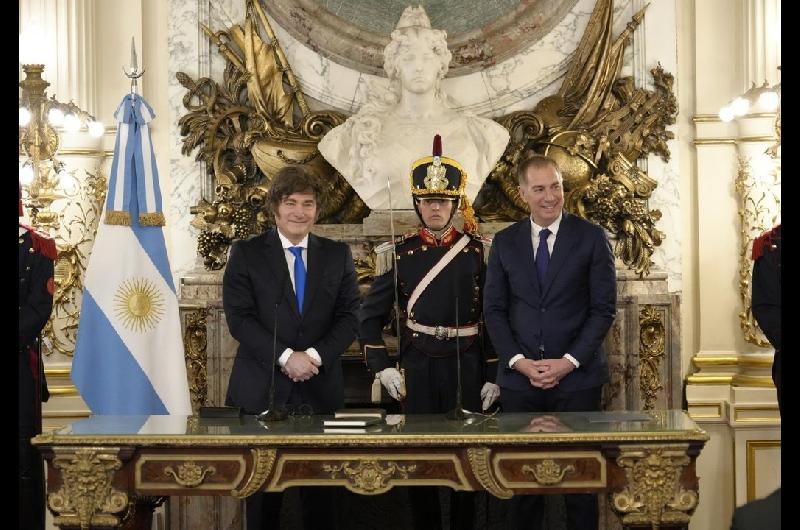 Santilli juroacute su cargo como ministro del Interior y arranca gira por las provincias