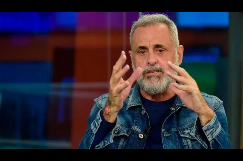 El poleacutemico ldquoreposteordquo de Jorge Rial a una foto en bikini de su ex que encendioacute las redes