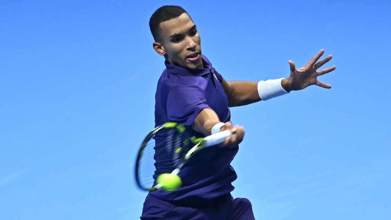 ATP Finals- Auger-Aliassime le ganoacute a Shelton y se ilusiona con clasificar a las semifinales