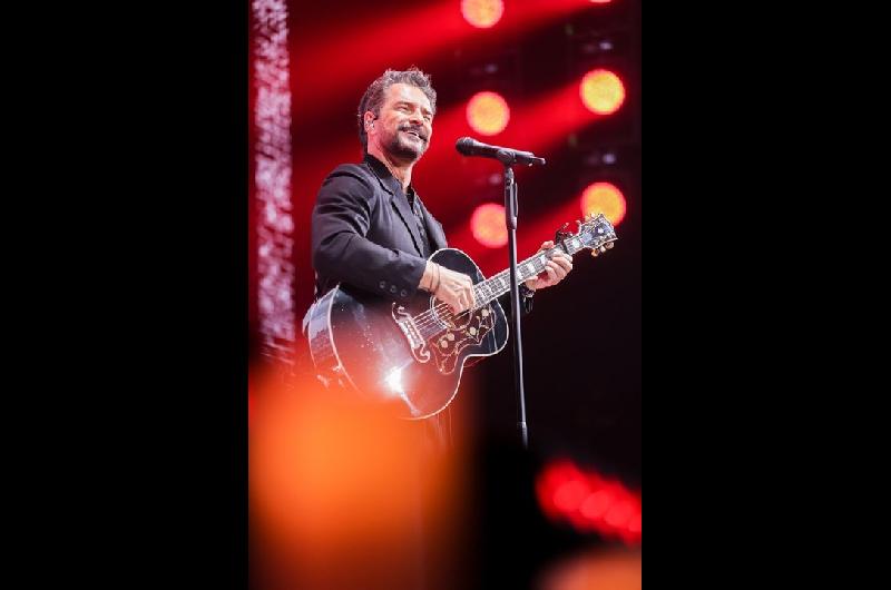 Ricardo Arjona del romanticismo urbano al sonido minimalista de su nueva etapa