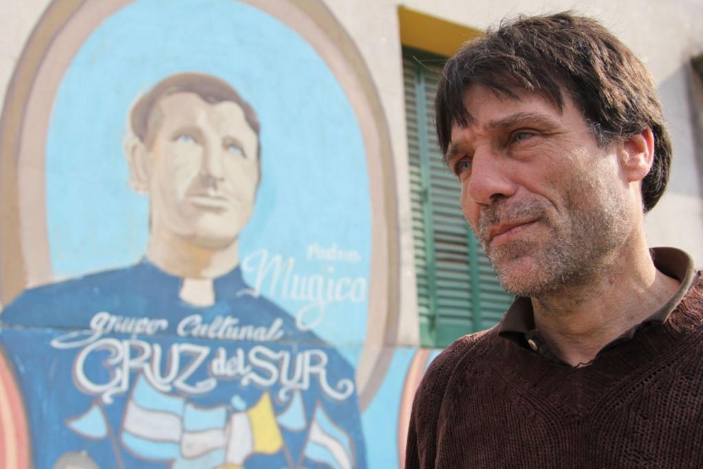 Liberaron al padre Paco Olveira que habiacutea sido detenido en la marcha de los jubilados