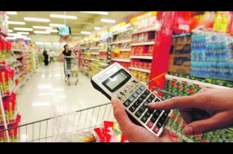 iquestCuaacutento necesitoacute una familia para no ser pobre en octubre