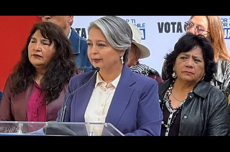 Chile- los candidatos principales cerraron sus campantildeas en Santiago