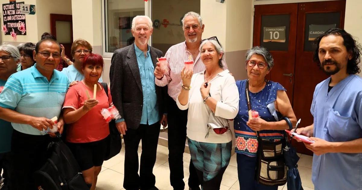 El ministerio de Salud presentoacute campantildea provincial de deteccioacuten de caacutencer de colon