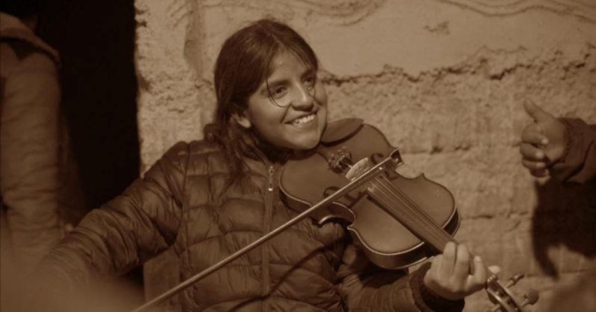 Necesitamos defender nuestra soberaniacutea cultural