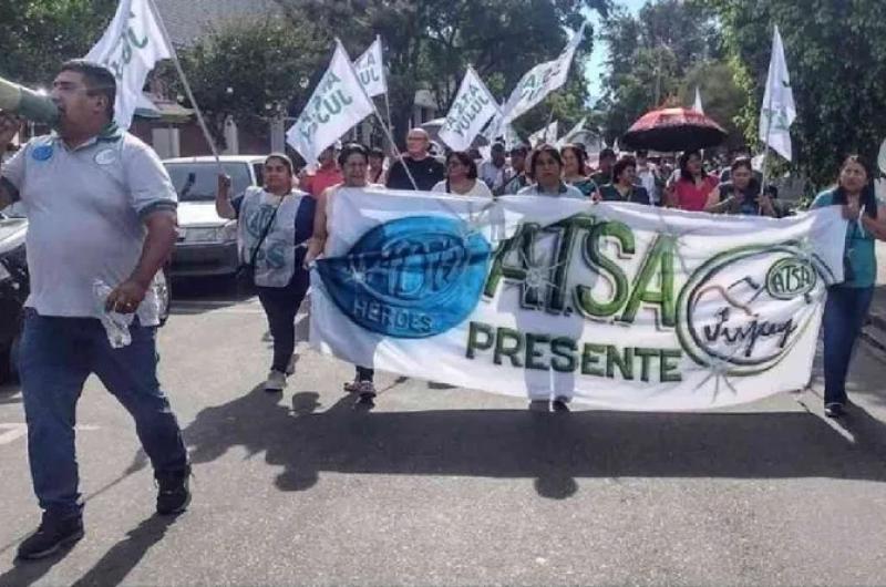 Los estatales acrecientan disconformidad con la poliacutetica salarial del Gobierno