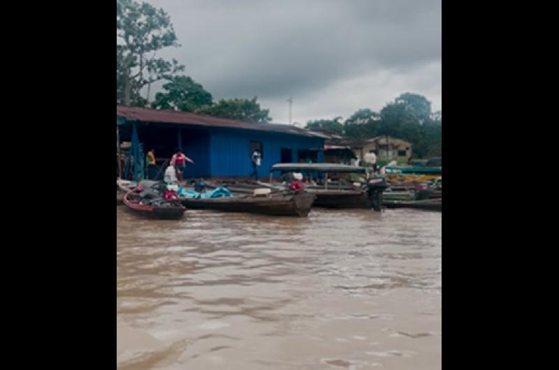 Una accioacuten solidaria integroacute a dos pueblos de Brasil y Colombia separados por una calle en Amazonas 