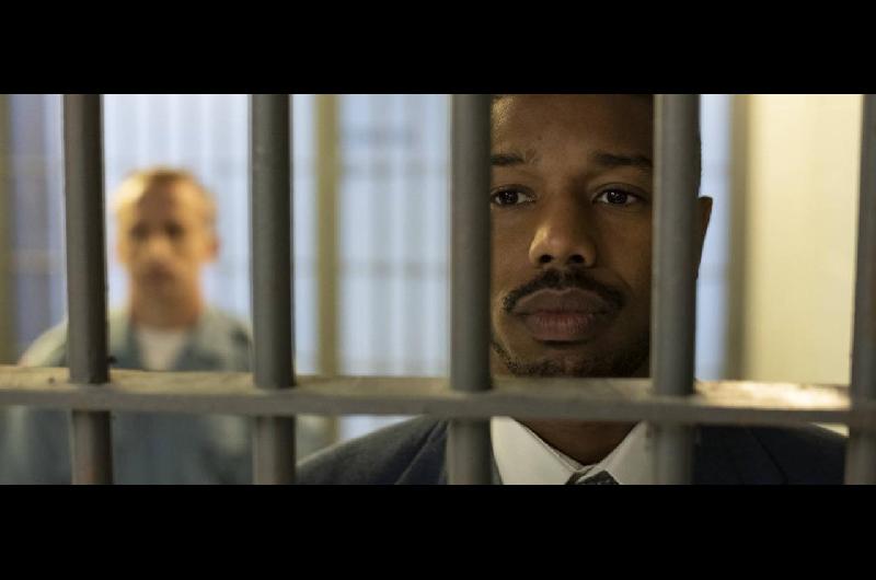 La peliacutecula del 2019 basada en una cruda historia real que estaacute entre las maacutes vistas de Netflix