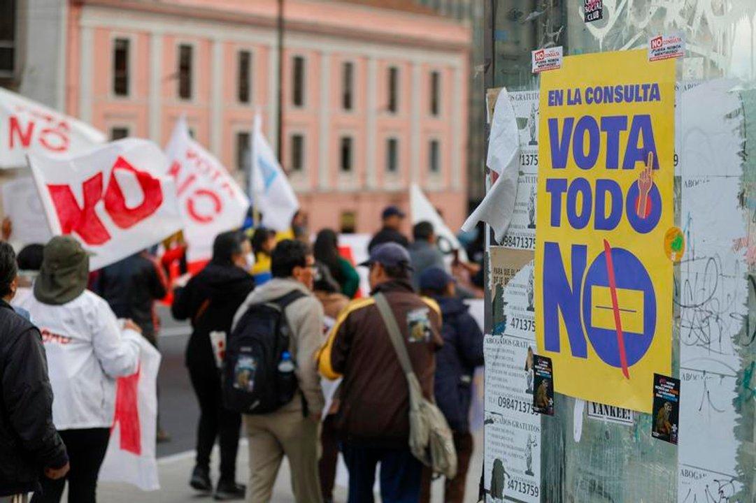 Ecuador- Manifestaciones contra el referendum que impulsa Noboa