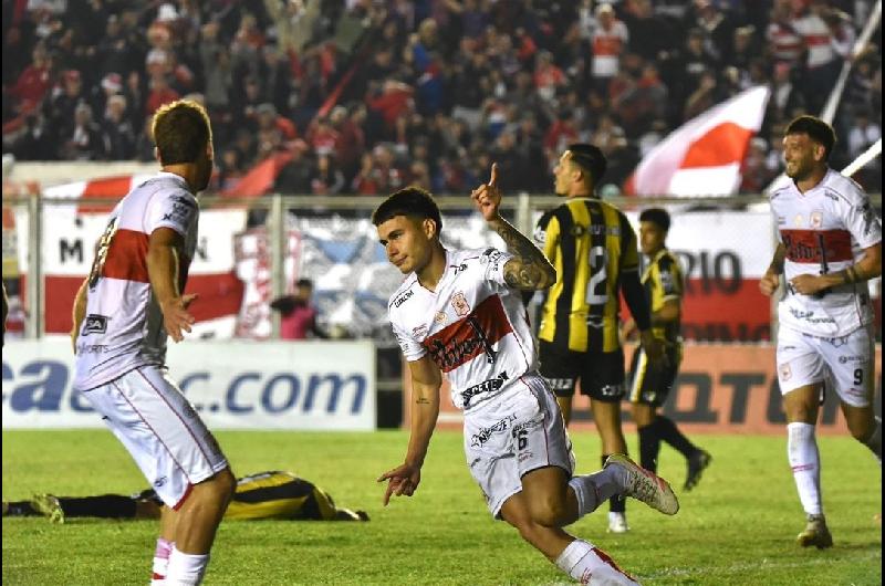 La respuesta de Deportivo Moroacuten tras las acusaciones contra su DT- ldquono condice con su personalidadrdquo