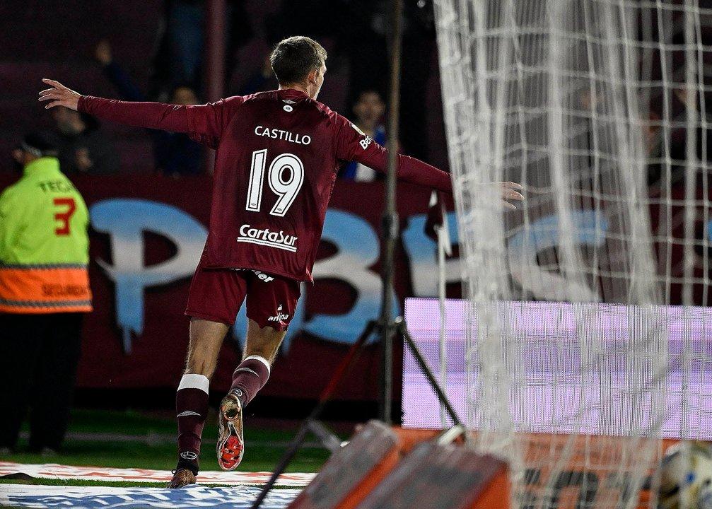 Coacutemo ver en vivo Lanuacutes vs Atleacutetico Tucumaacuten- horario y formaciones