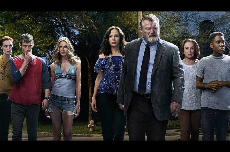 Coacutemo es ldquoMr Mercedesrdquo la serie del 2017 que llegoacute a Netflix con sus tres temporadas