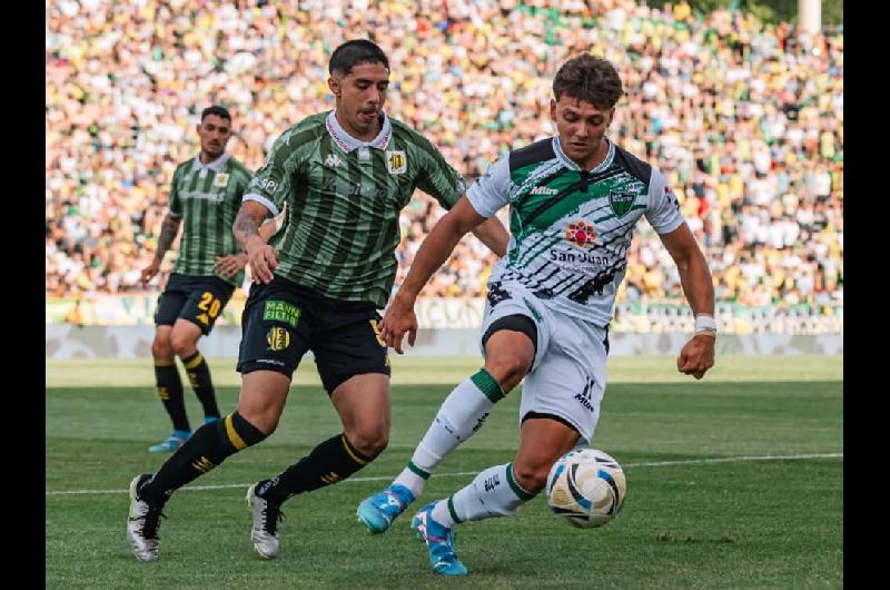 San Martiacuten de San Juan perdioacute 4-2 con Aldosivi y descendioacute a la Primera Nacional