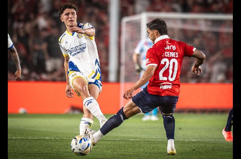 Una figura de Rosario Central fue expulsada luego de la derrota ante Independiente y se perderiacutea los playoffs