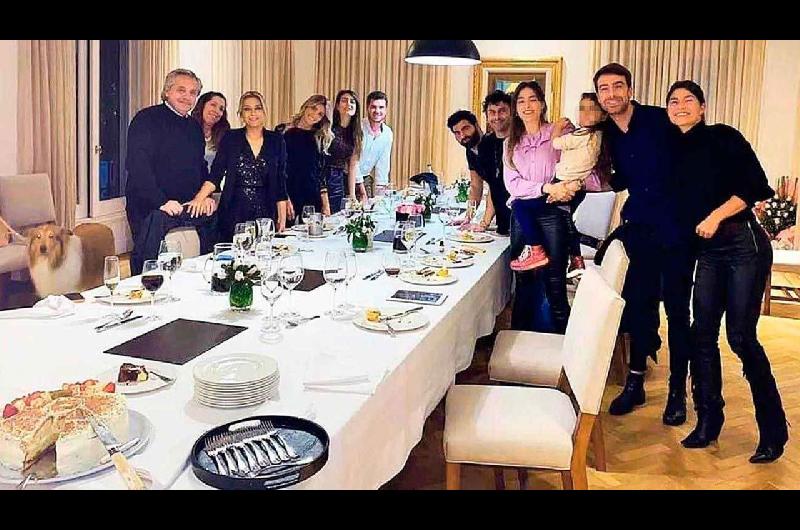 Mirtha Legrand cruzoacute a Fabiola Yaacutentildeez- ldquoBrindaban mientras yo veiacutea el atauacuted de mi hermana por televisioacutenrdquo