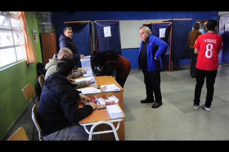 #128308Elecciones en Chile EN VIVO- quieacuten ganoacute boca de urna mesa y local de votacioacuten papeletas