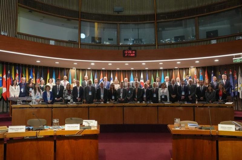 El ministro Abud abordoacute apoyo de la CEPAL a los proyectos productivos