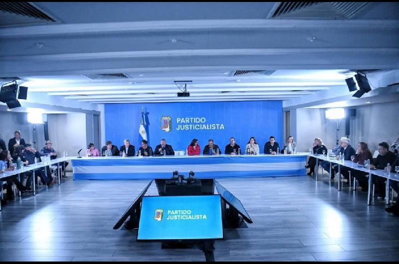 El PJ estaacute reunido para definir ldquoestrategiardquo ante las reformas de Milei
