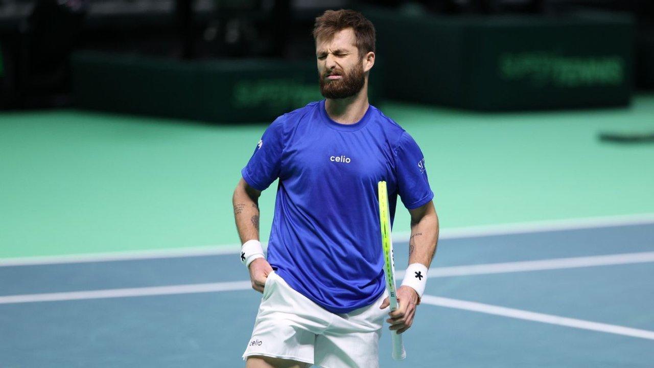 Moutet autrocriacutetico por su error en la Davis- ldquoLa gente diraacute que soy un payasordquo