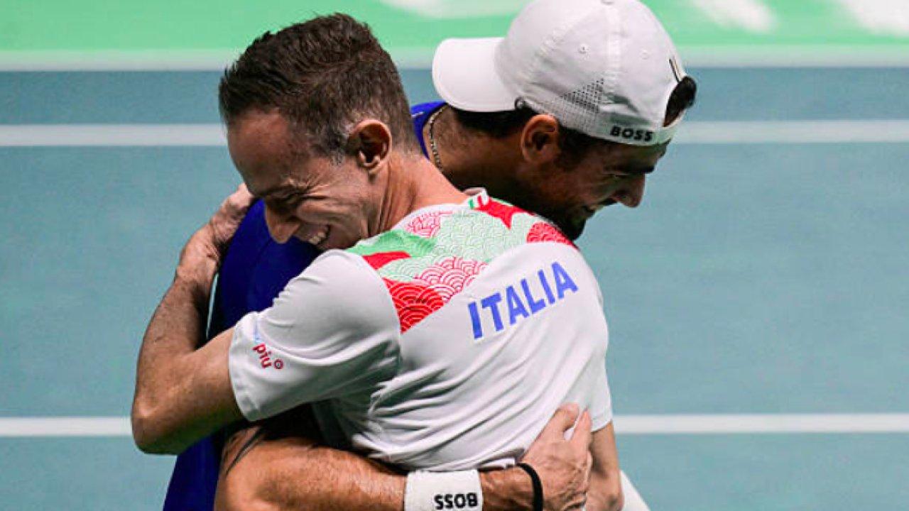 Italia aplastoacute a Austria y se metioacute en semifinales de Copa Davis