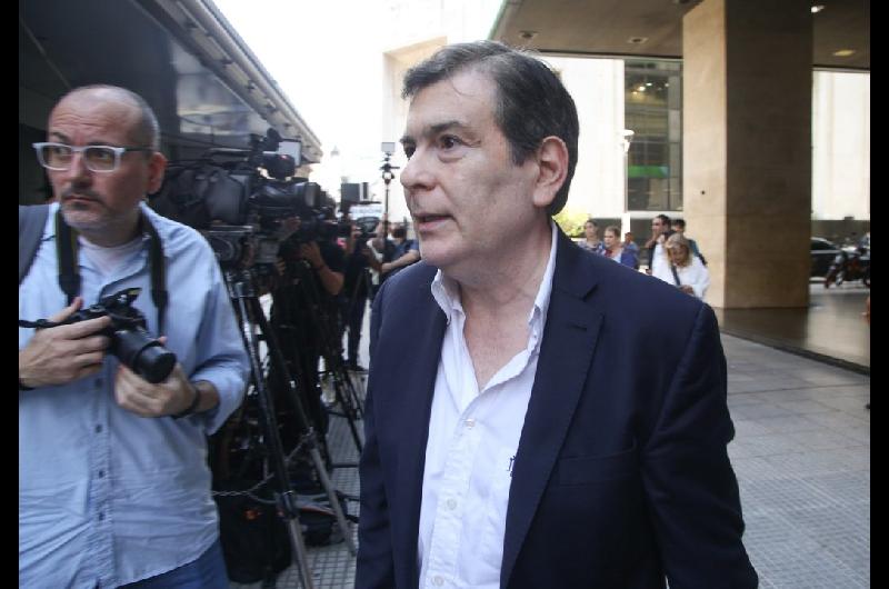 Santilli visita a Zamora con la misioacuten de seguir resquebrajando los bloques peronistas