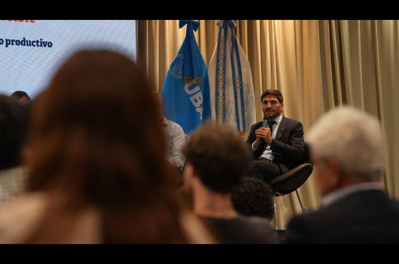 Pullaro a Milei- ldquoEl desarrollo necesita un Estado maacutes activordquo