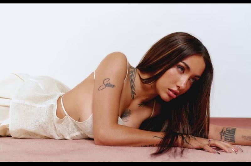 La impactante produccioacuten de Mariacutea Becerra para una revista internacional