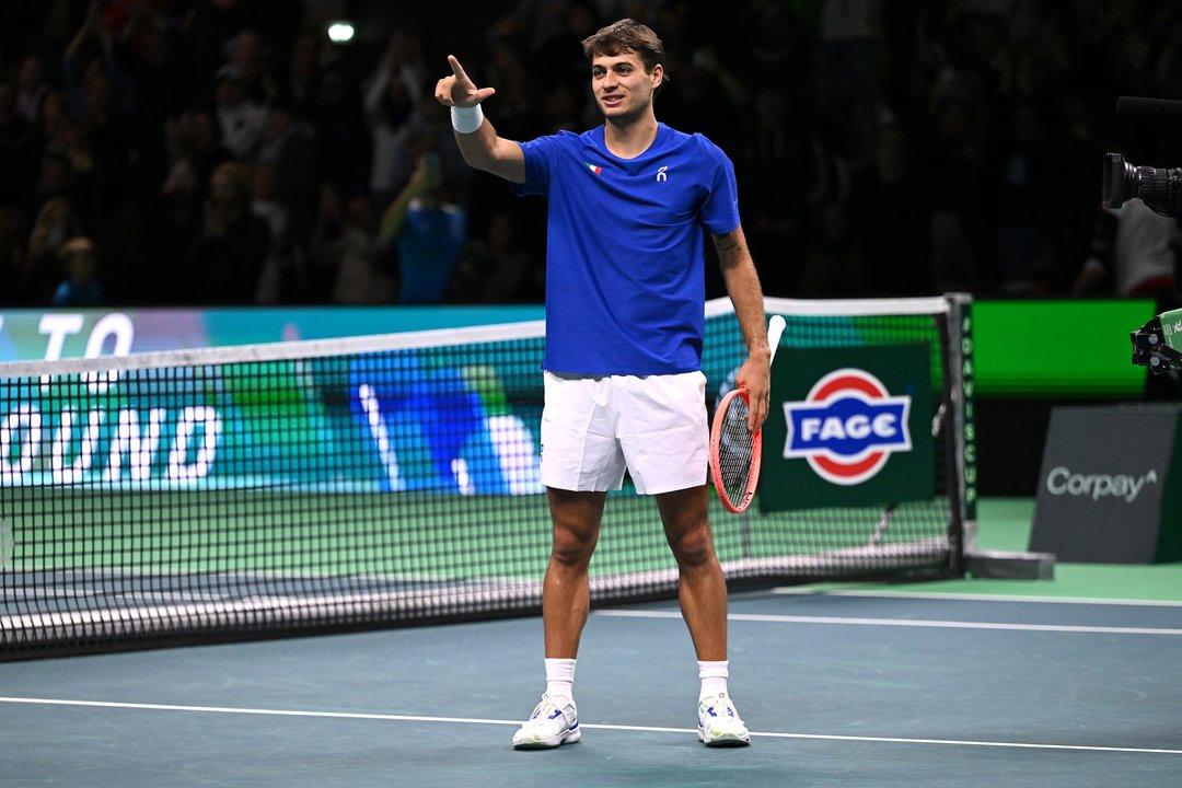 Italia le ganoacute a Beacutelgica y es finalista de la Copa Davis