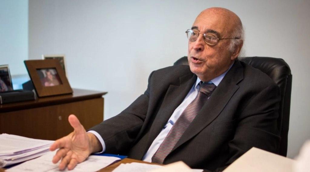 Broda afirmoacute que Argentina tiene ldquooportunidad uacutenicardquo y pidioacute acumular reservas