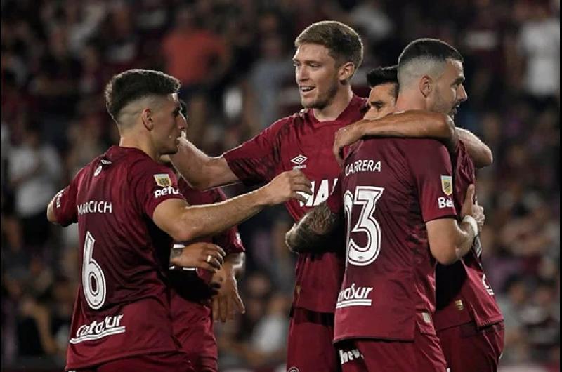 Los del Fuego le pusieron muacutesica a la final de Lanuacutes y Atleacutetico Mineiro