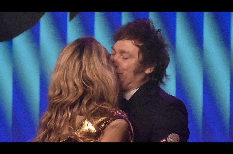 ldquoPack felizrdquo- la sorprendente propuesta de Faacutetima Florez por 25000 y 35000