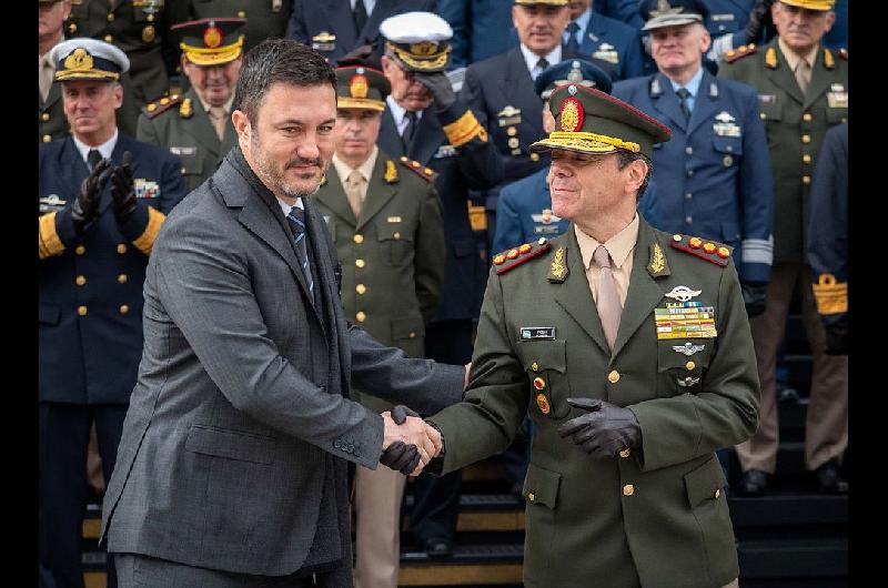 Exministro radical de Macri defiende a Presti pero pidioacute que pase a ldquoretiro