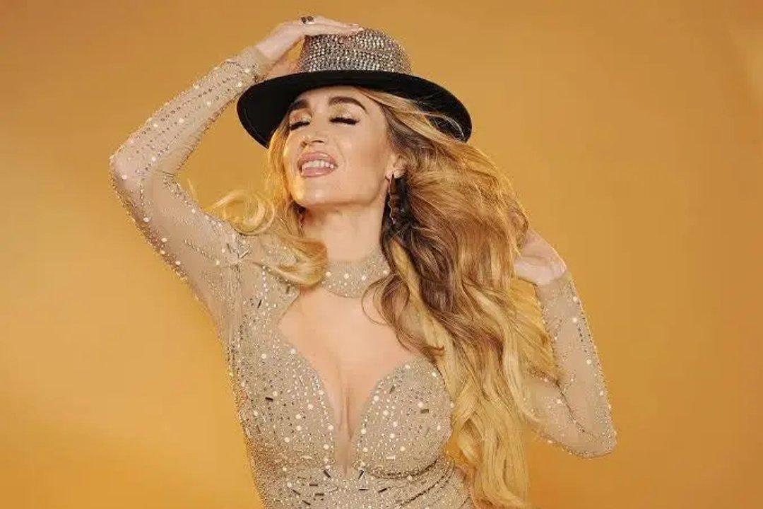 Faacutetima Florez sobre los Martiacuten Fierro Latino- ldquoSolo soy exclusiva al puacuteblicordquo