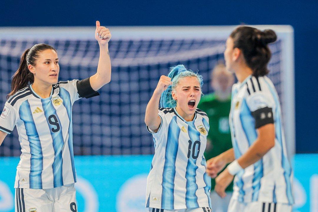 Argentina derrotoacute a Polonia en el Mundial femenino de Futsal