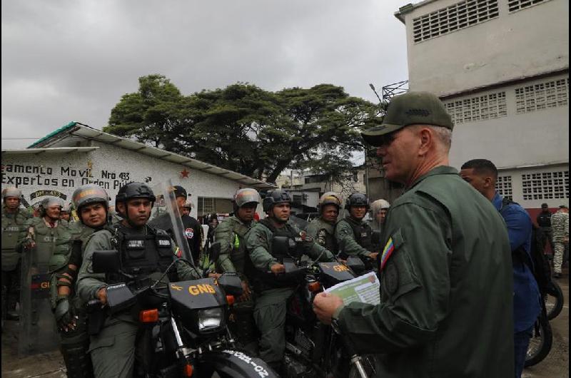 EEUU intensifica presioacuten- aviones sobre Venezuela tras designacioacuten terrorista