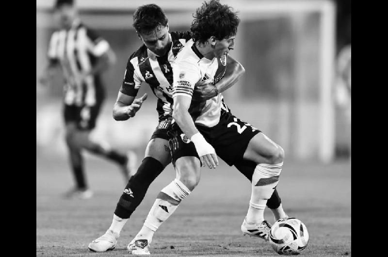 Galarza pidioacute disculpas tras la eliminacioacuten y asumioacute su error en el tercer gol de Racing