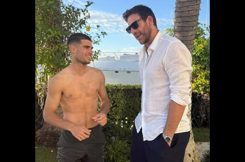 Juan Martin Del Potro se reunioacute con Carlos Alcaraz